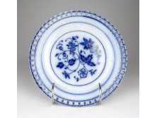 Antik jelzett kék-fehér áttört szélú porcelán dísztányér 17.5 cm