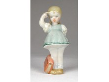 Herendi porcelán könyves kislány figura