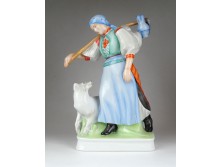 Régi SINKÓ Zsolnay porcelán vízhordó nő figura 32.5 cm