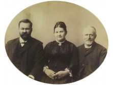 Eduard Nepomuk Kozic : XIX. századi arany keretes nagyméretű családi fotográfia
