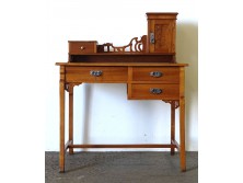 Antik szecessziós női íróasztal felépítménnyel