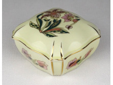 Exclusive vajszínű Zsolnay porcelán bonbonier