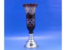Ezüst talpas bordó üveg váza