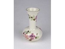 Hibátlan vajszínű, aranyozott Zsolnay pillangós porcelán váza 11.5 cm