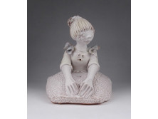 Kovács Éva ülő lány kerámia figura 18 cm
