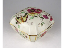 Nagyméretű vajszínű pillangós Zsolnay porcelán bonbonier